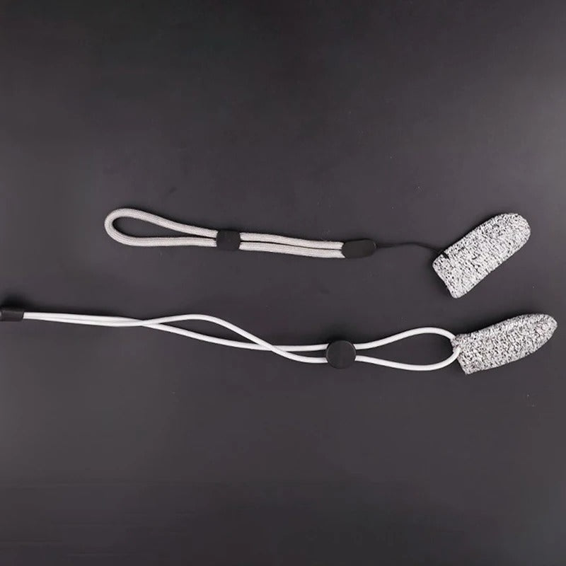 Single-finger design fishing glove for line control and precision casting