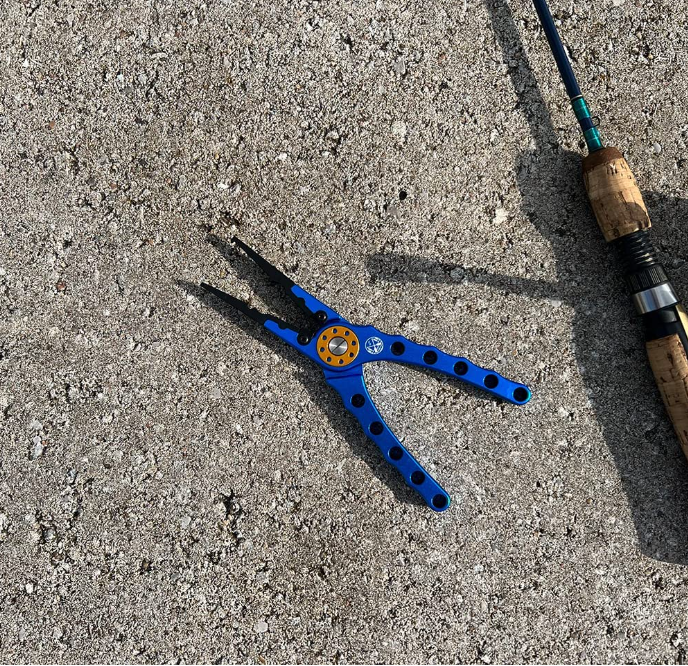 fishing pliers